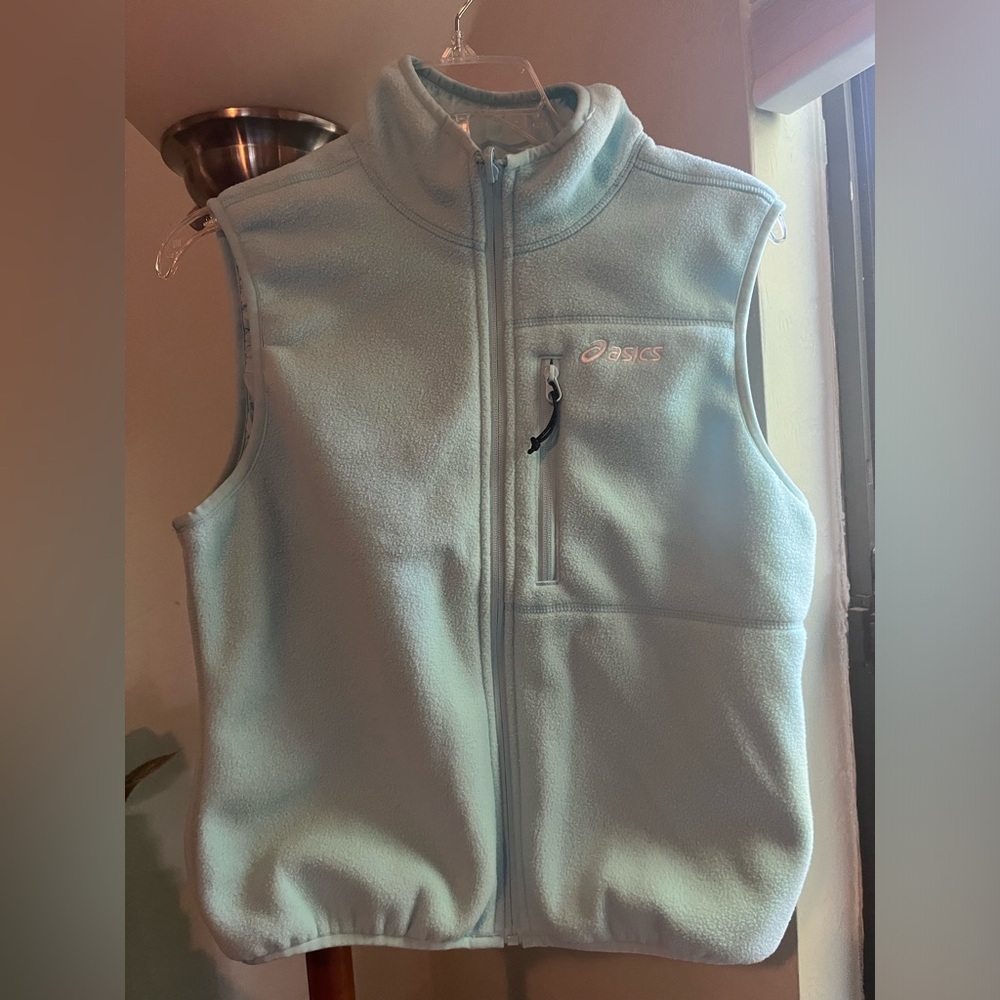Women’s double sided fleece vest